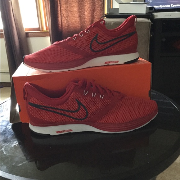 wmns nike zoom strike